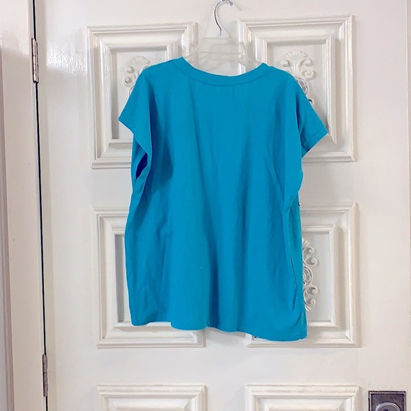 Like New: Teal Capped Sleeves Comfy Tee w/Silver Embellishments by Love Nation - Picture 4 of 16